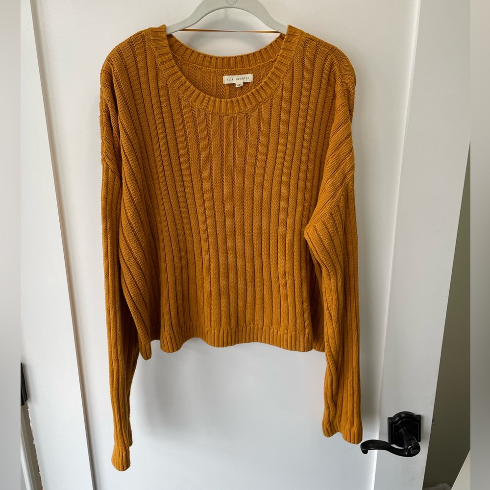 LA hearts Cropped Sweater